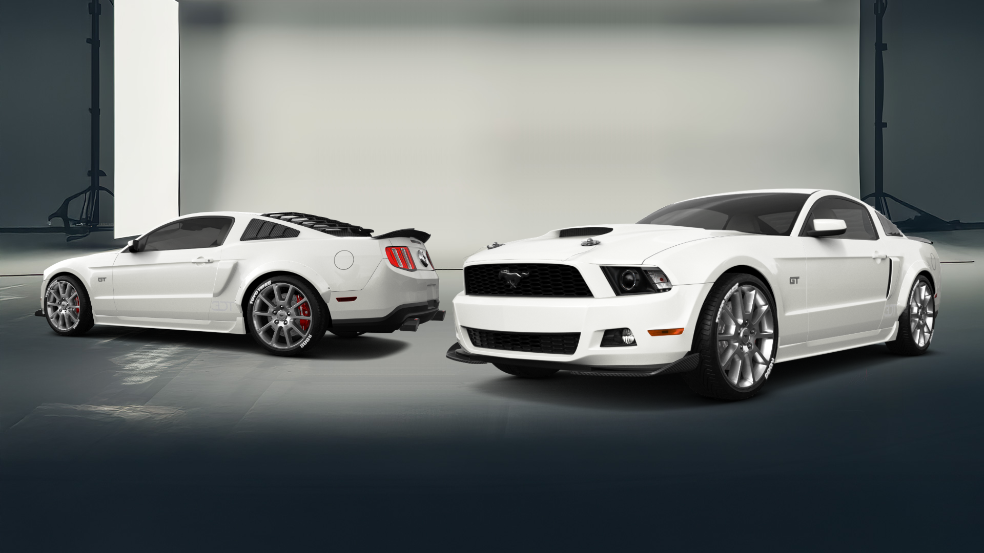 Ford Mustang 2 Door Coupe 2010 Images