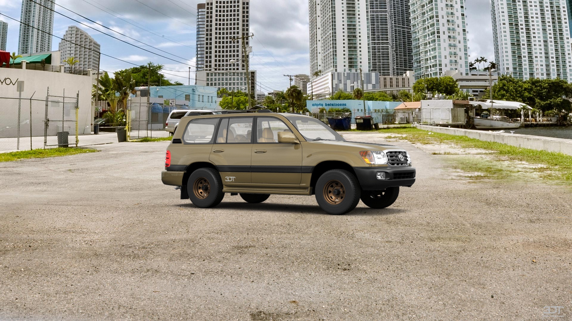 Toyota Land Cruiser J100 5 Door SUV 2000