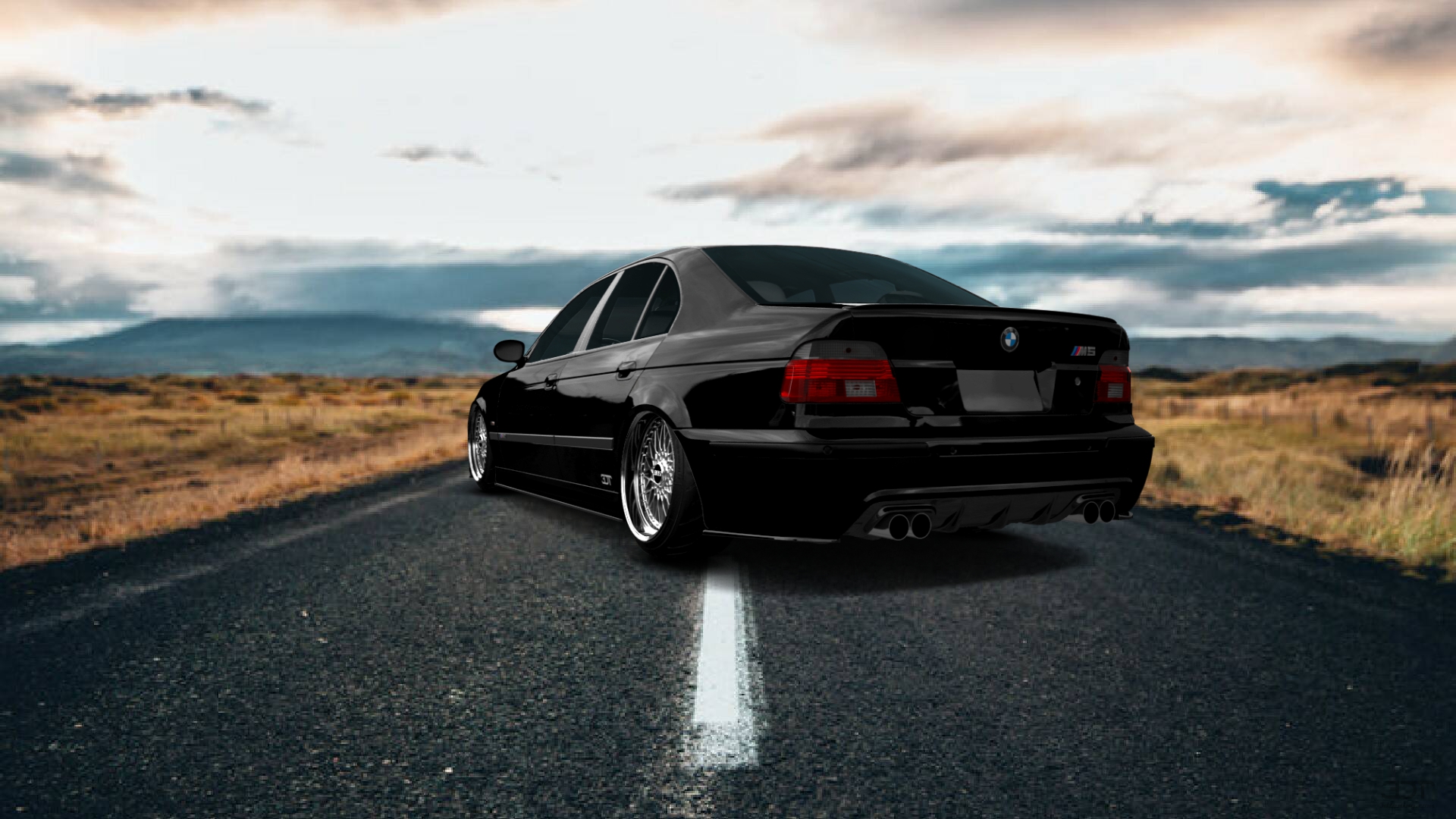 BMW 5 Series M5 Sedan 2003 Images
