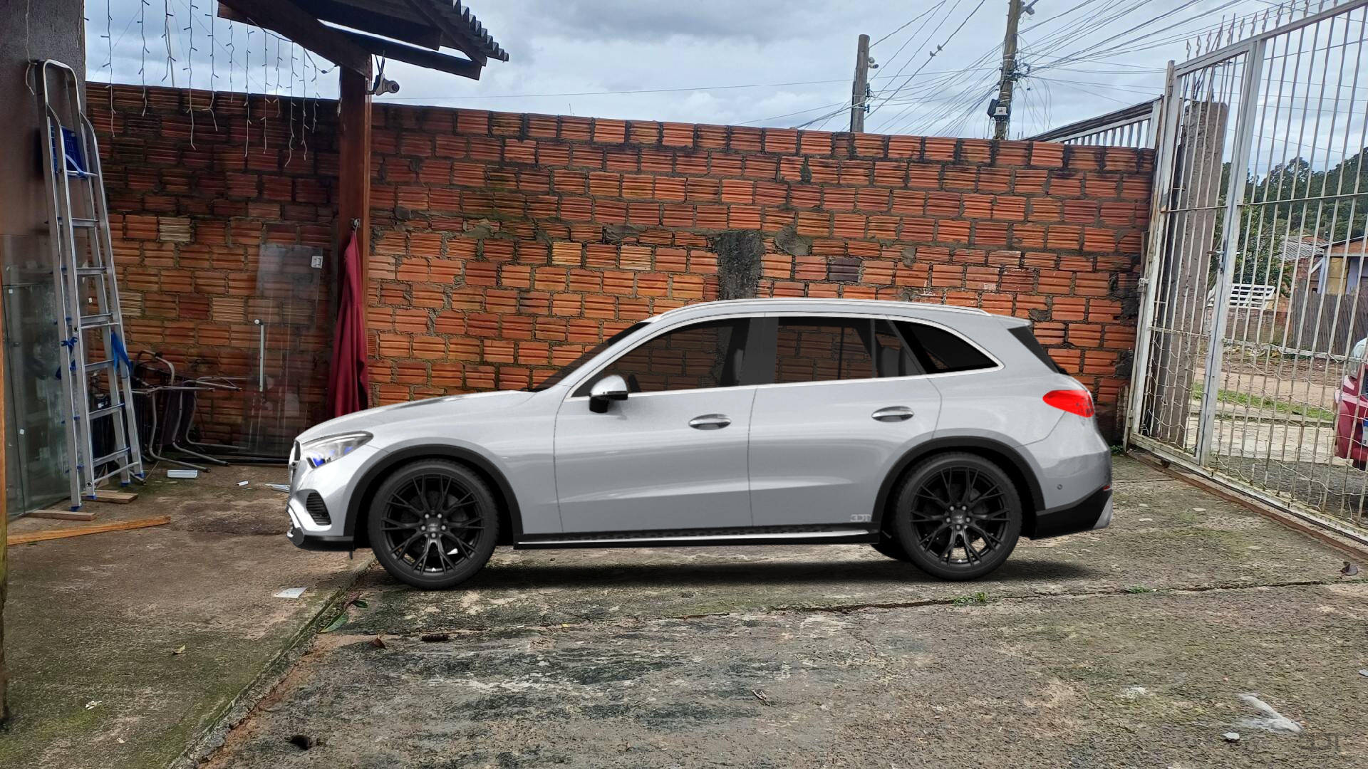 Mercedes GLC 5 Door SUV 2022 Images