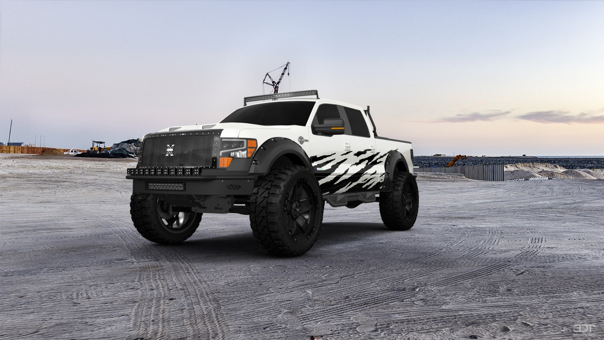 Ford F-150 Crew Cab 4 Door pickup truck 2013