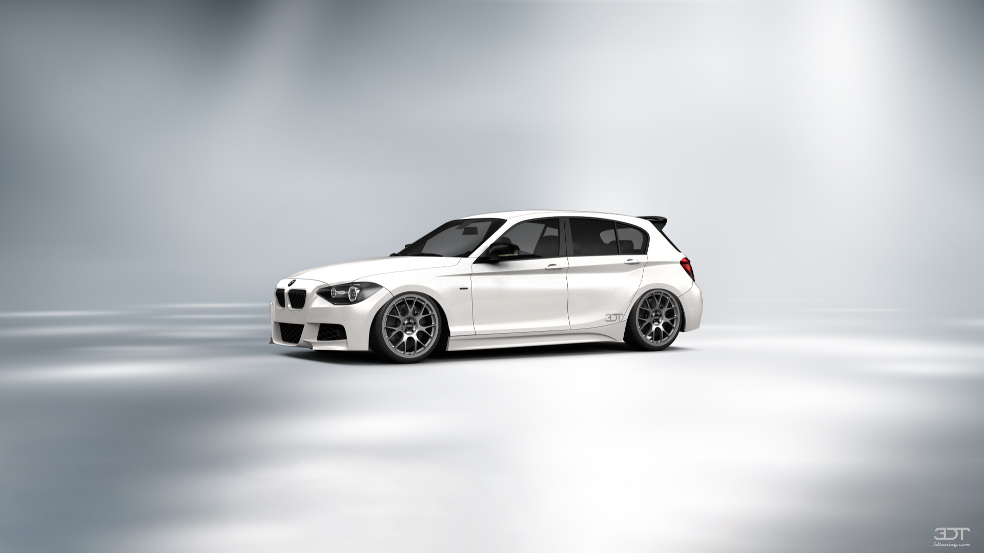BMW 1 series 5 Door Hatchback 2011