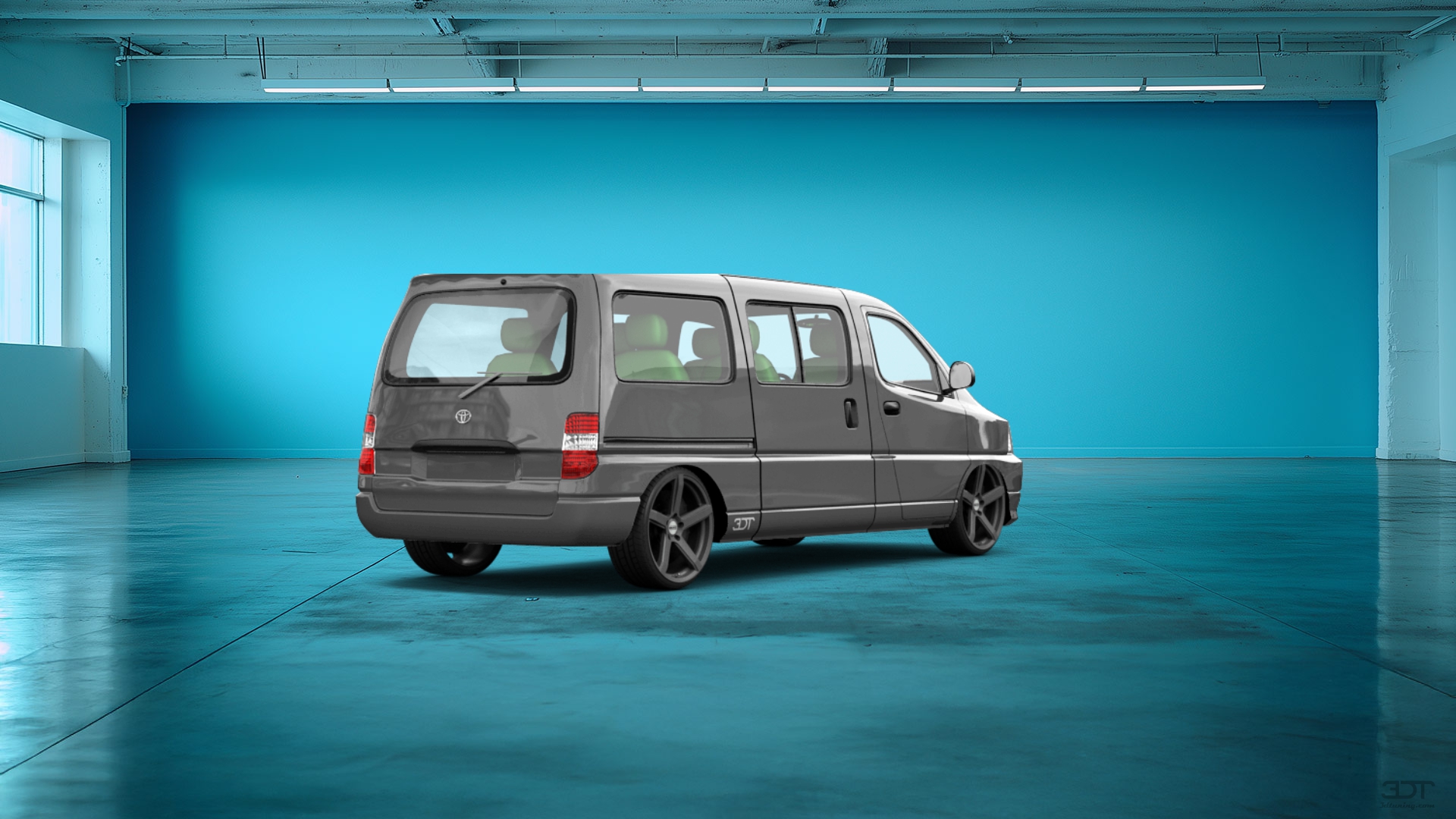 Toyota Hiace 4 Door van 2007