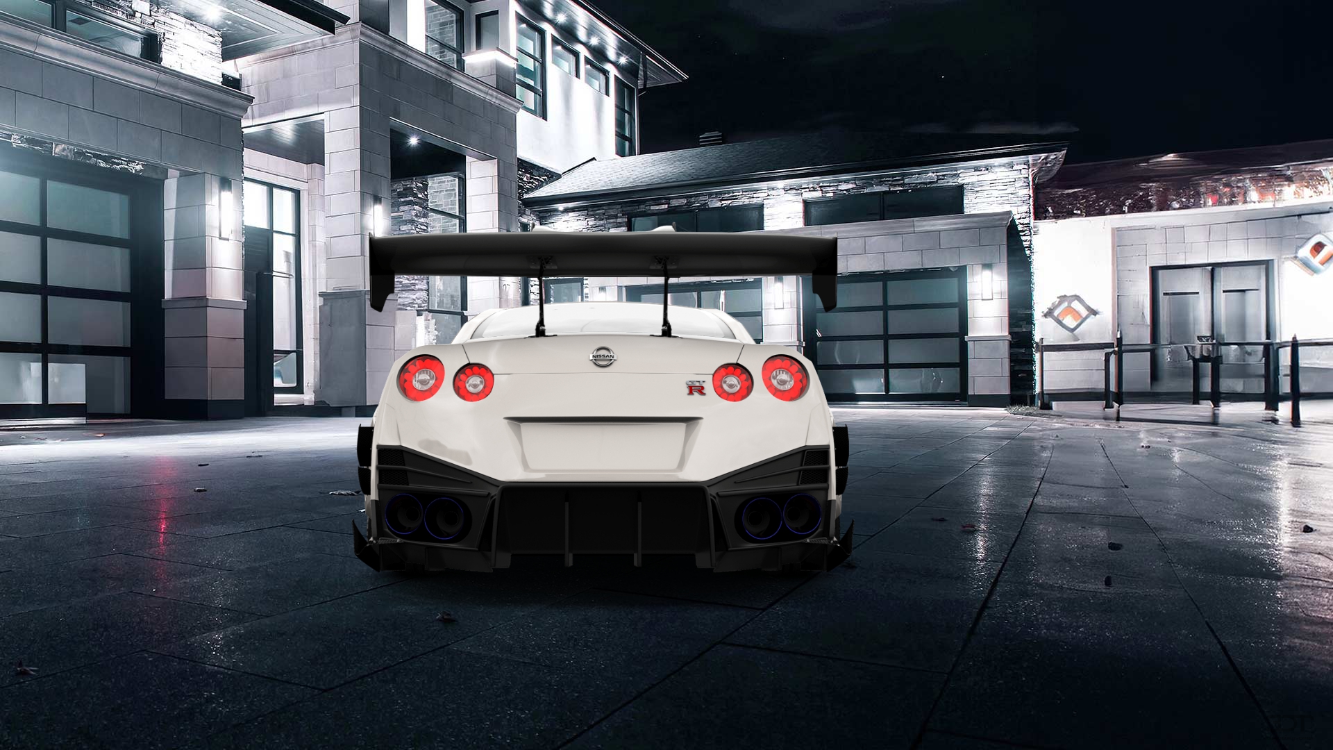 Nissan GT-R 2 Door Coupe 2010 Images