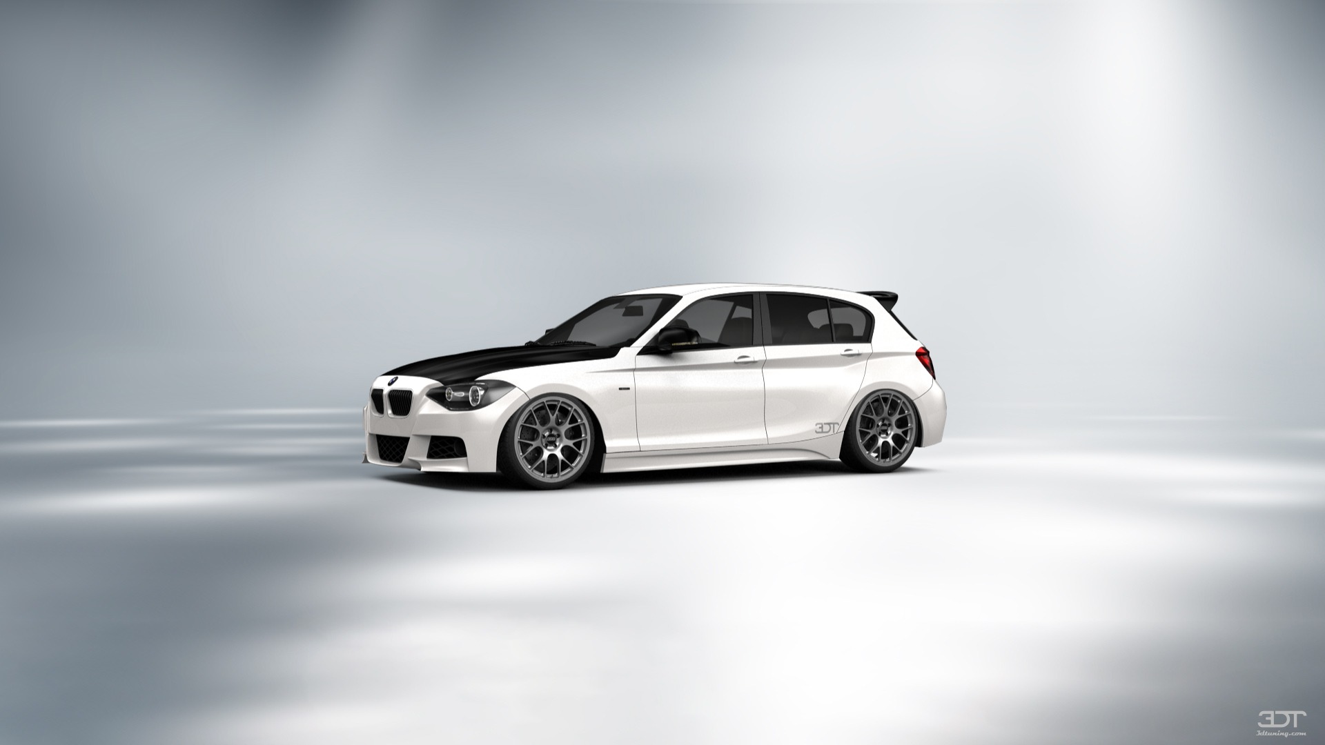 BMW 1 series 5 Door Hatchback 2011