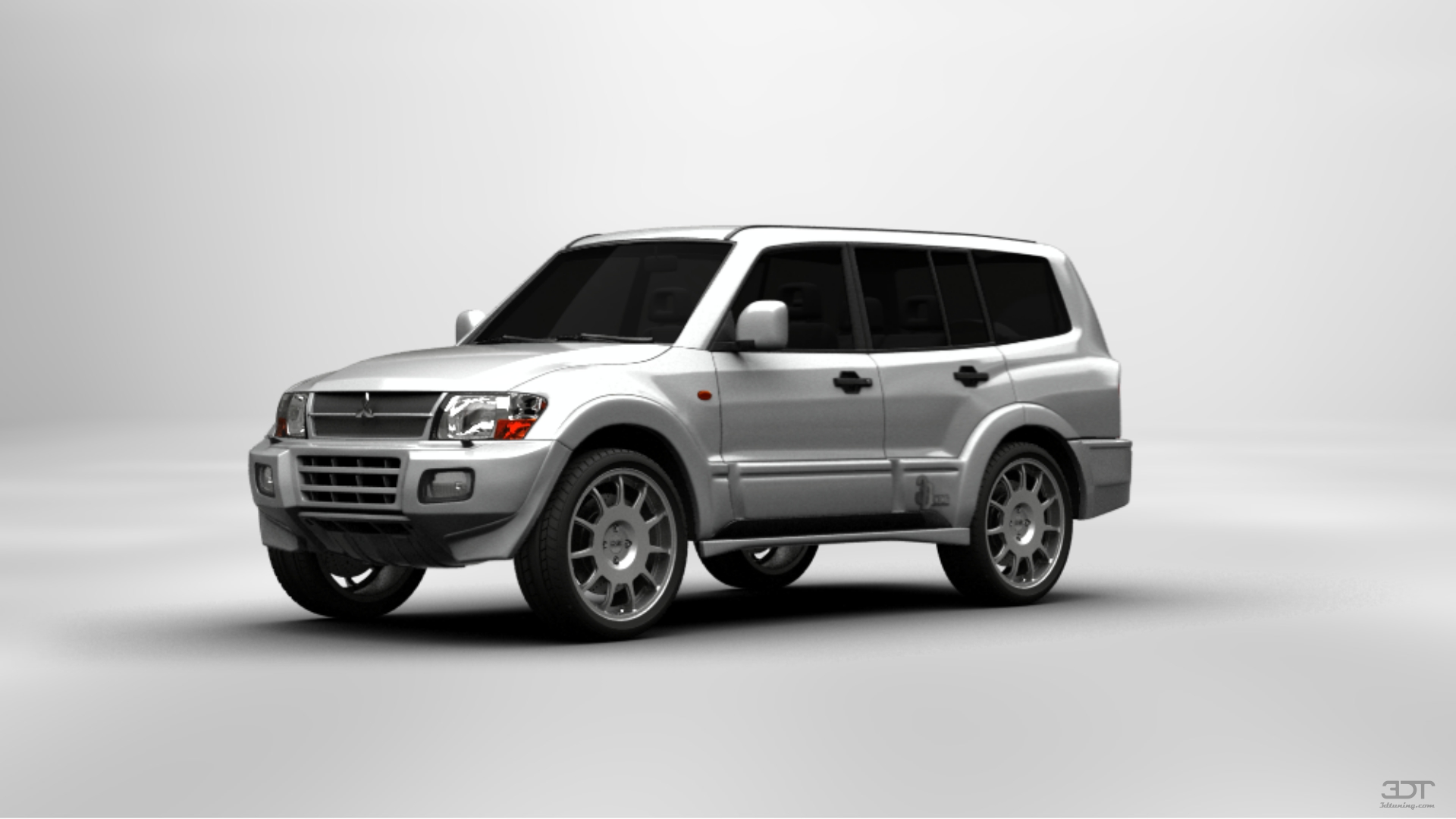 Mitsubishi Pajero SUV 2005 tuning