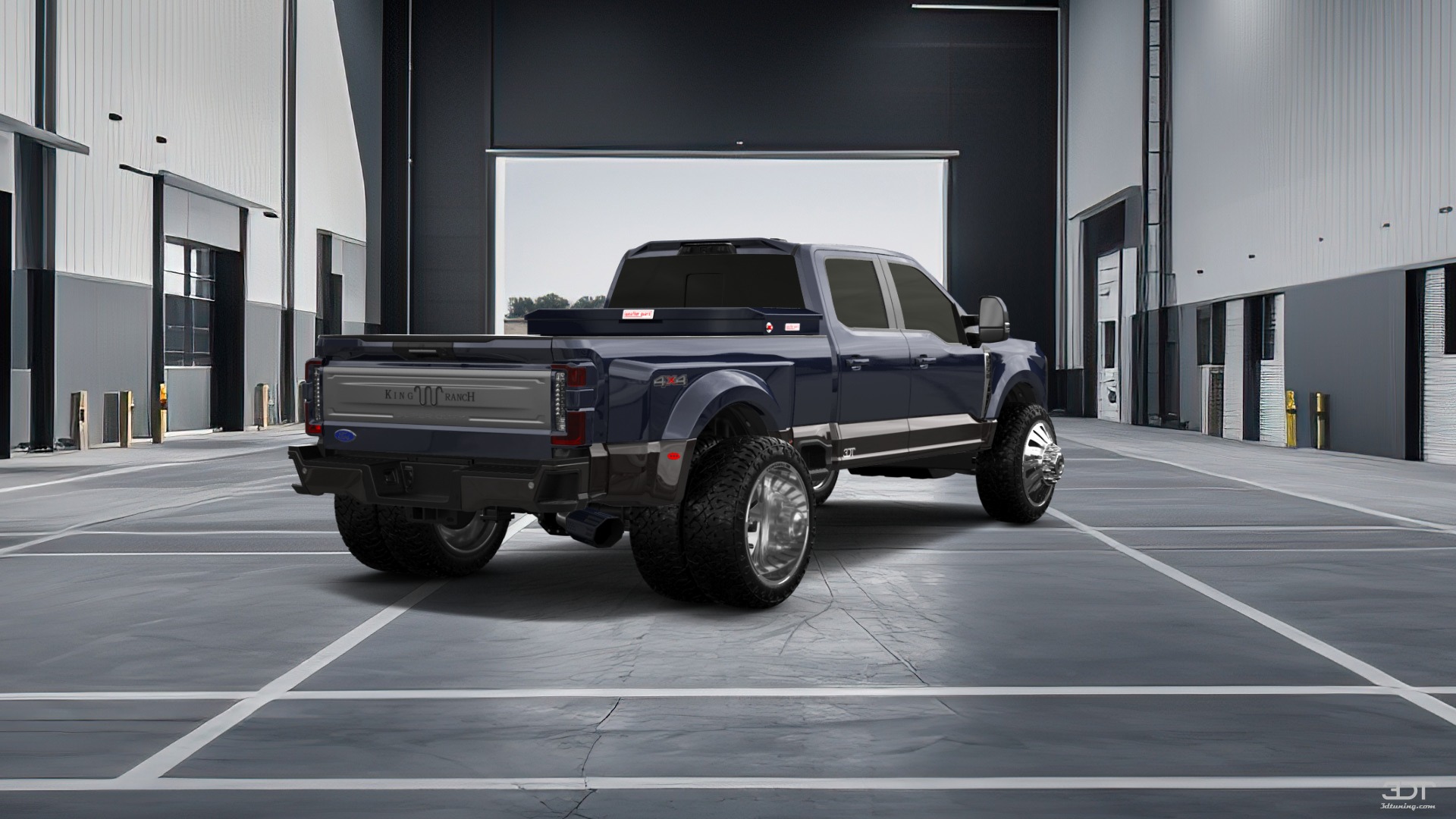 Ford F-350 DRW Crew Cab 4 Door pickup truck 2023 Images